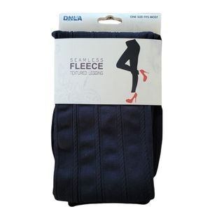 DNLA Black Seamless Fleece Textured Leggings One Size Fits Most
